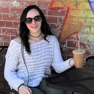 Meet your Posher, Mikayla